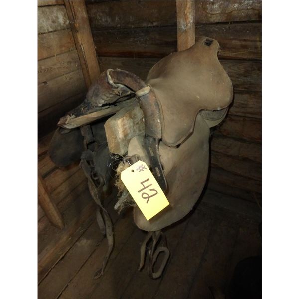 ENGLISH SADDLE