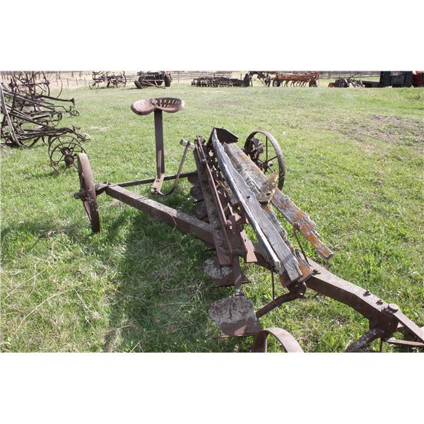 KIRCHNER SEED DRILL