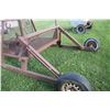 Image 2 : HOMEMADE HYDRAULIC BALE PICKER/UNROLLER