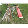 Image 1 : PADDLE, CROSS-COUNTRY SKIS, SNOW SHOES, TOBOGGAN, ICE AUGER AND SKATING STAND