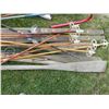 Image 5 : PADDLE, CROSS-COUNTRY SKIS, SNOW SHOES, TOBOGGAN, ICE AUGER AND SKATING STAND