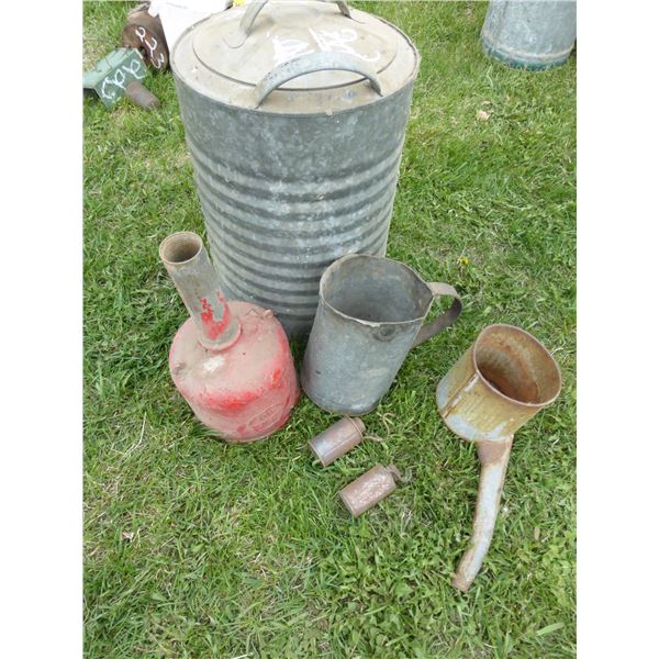 WATER JUG AND COOKER