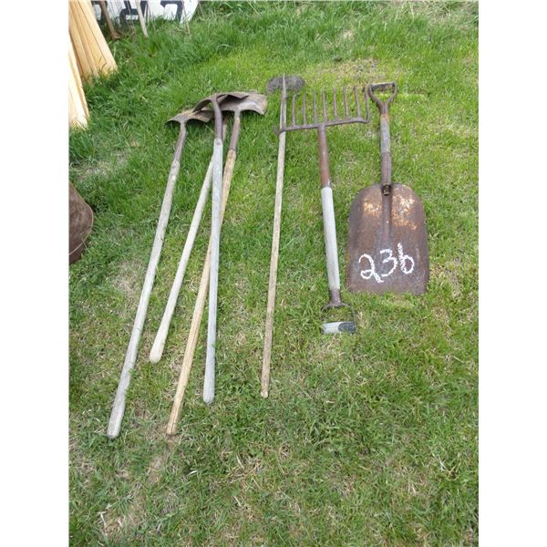 4- SHOVELS, FORKS AND HOE