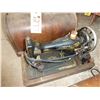 Image 1 : ANTIQUE SEWING MACHINE