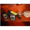 Image 1 : ANTIQUE BOX CAMERAS AND LIGHT FIXTURES