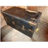 Image 1 : TRUNK (40"W X 22.5"D X 22"H)