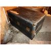Image 2 : TRUNK (40"W X 22.5"D X 22"H)