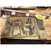 Image 1 : BLOCK PLANE, BRACING BIT, LEVEL, BRASS SCALE AND HAND TOOLS
