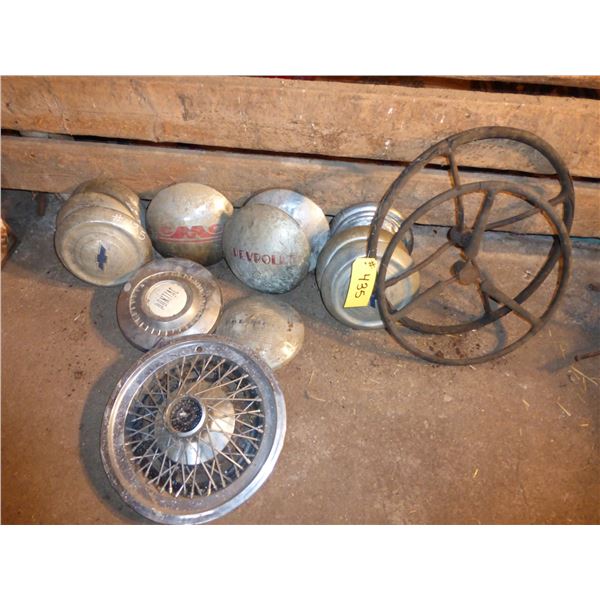 HUB CAPS, 2 STEERING WHEELS
