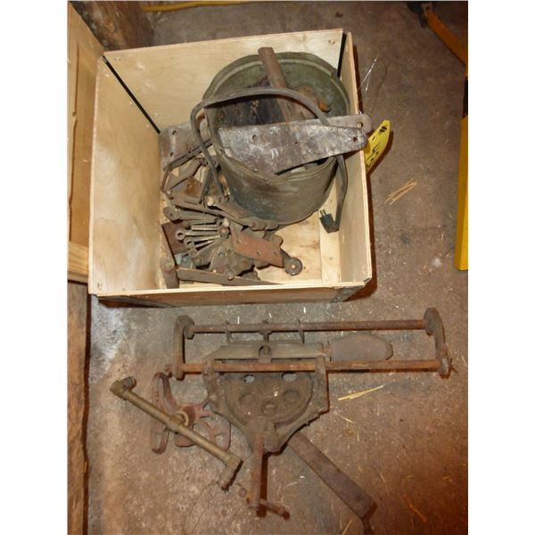 SPRINKLERS, GRINDER, HINGES