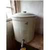 Image 1 : MEDALTA 4 GAL. WATER CROCK C/W LID