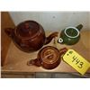 Image 1 : 3- TEAPOTS
