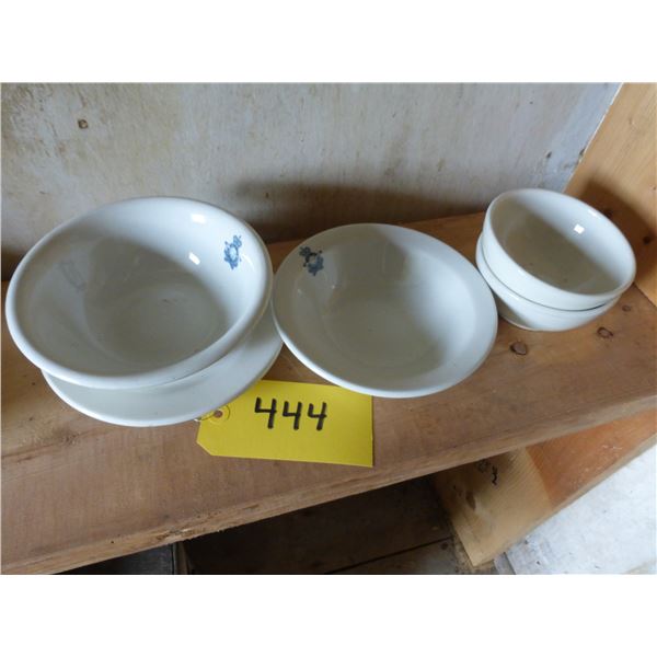 DISHES (4 BOWLS, 1 PLATE) (GRINDLEY, ENGLAND)