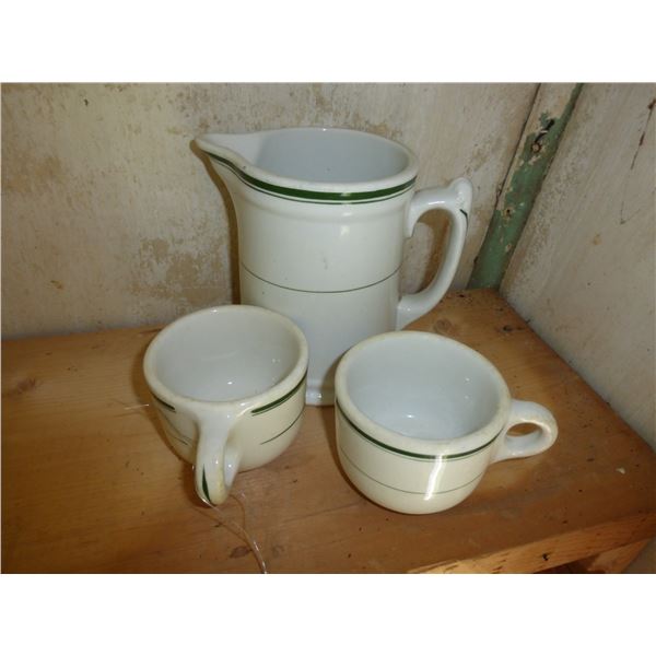 PITCHER AND 2 CUPS (MEDALTA)