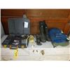 Image 1 : DRESSER, MASTERCRAFT IMPACT, 2 RUBBER BOOTS, COVERALLS (SZ 46),