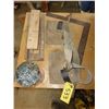 Image 1 : TOOL BELT, SQUARE, 2 METAL BOXES, LIGHT CHAIN