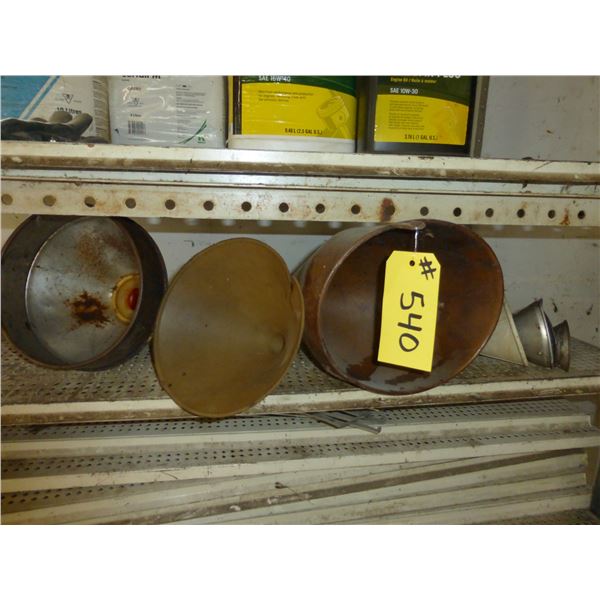 QTY OF VARIOUS SIZE FUNNELS