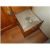 Image 7 : HUTCH, FLOUR BIN, PULL OUT CUTTING BOARD