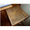 Image 9 : HUTCH, FLOUR BIN, PULL OUT CUTTING BOARD