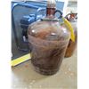 Image 2 : 15 - BROWN 1 GALLON JUGS