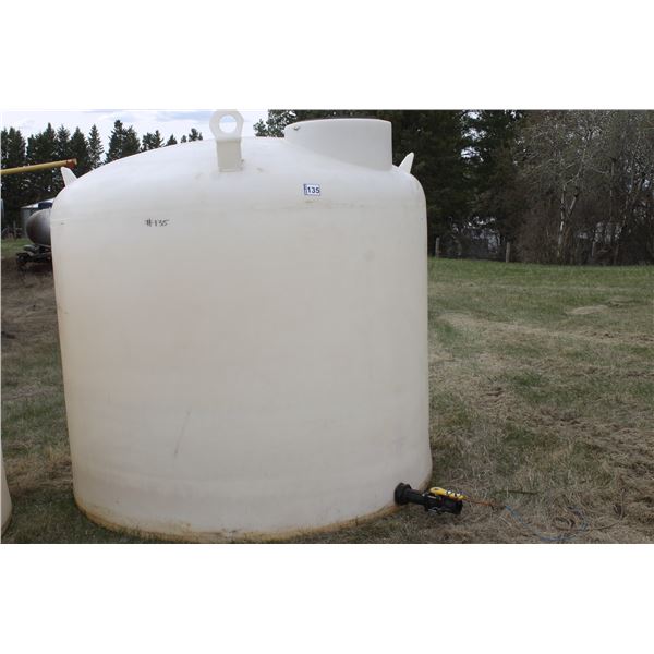 APPROX. 1000-GAL POLY TANK