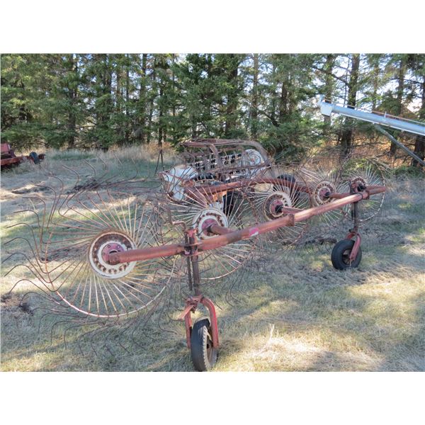 5 WHEEL RAKE
