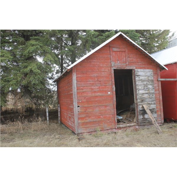 WOOD GRAIN BIN (14' X 12') C/W METAL ROOF