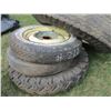 Image 2 : 4- USED TIRES