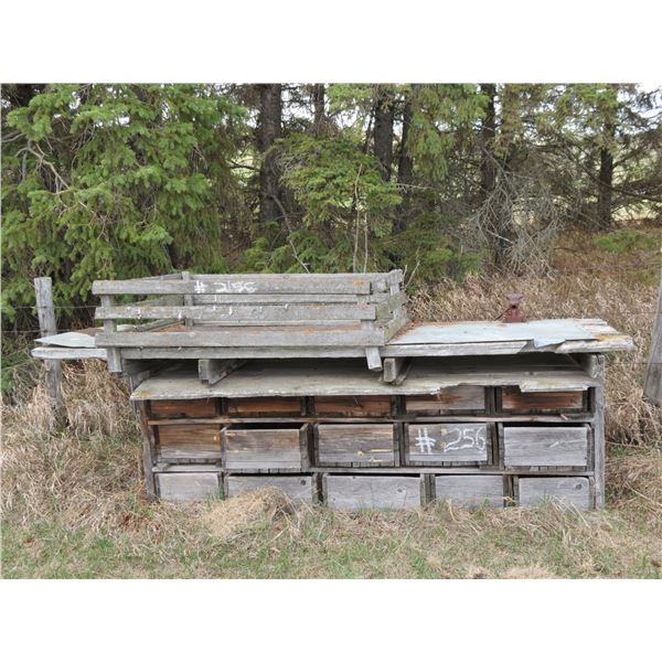 VERY OLD WOOD COUNTER C/W VISE