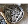 Image 3 : CHAIN, MISC. PARTS AND SPRINGS