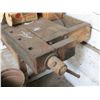 Image 3 : OLD WOOD TABLE C/W WOOD VISE