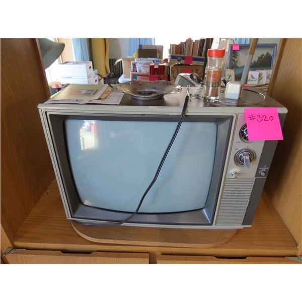 PANISONIC TV MODEL-CT911C, DECORATIVE TRAY, PAPRIKA BOTTLE