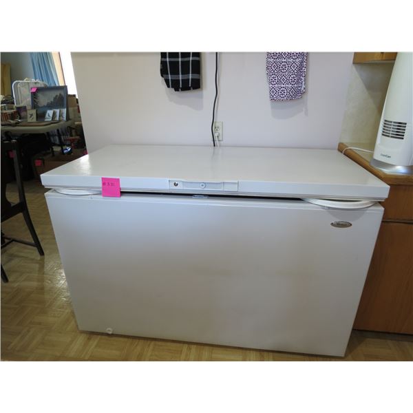 WHIRLPOOL MODEL EH185FXTQ CHEST FREEZER 2010, 2- BASKETS AND KEY