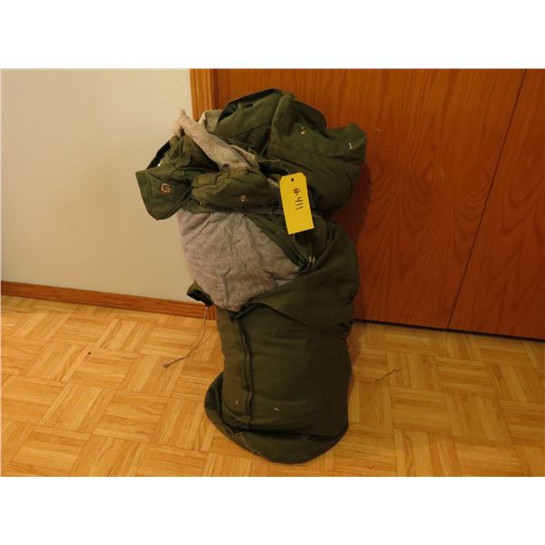 SLEEPING BAG