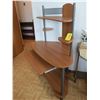 Image 2 : CORNER DESK