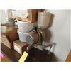 Image 4 : GRAIN MILL AND PARTS