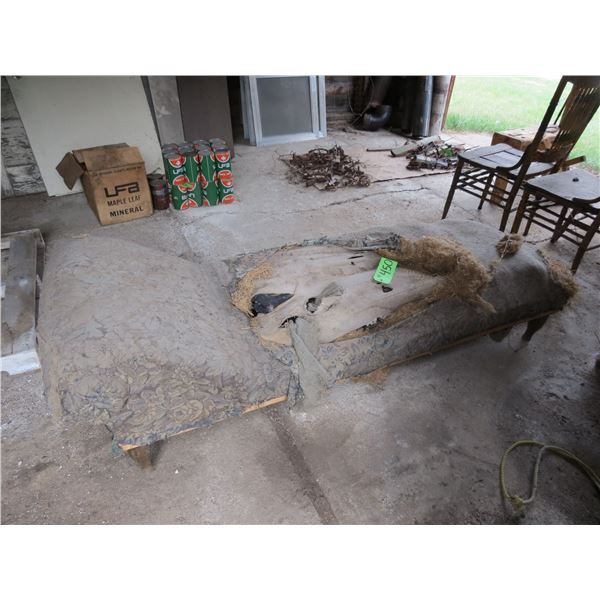 LOUNGER (NEEDS WORK)