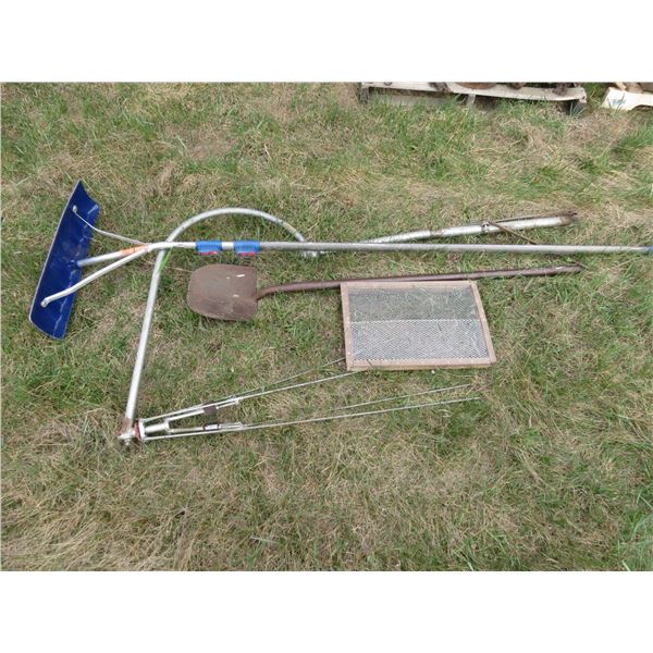 ROOF SNOW RAKE, SPADE, UMBRELLA STAND