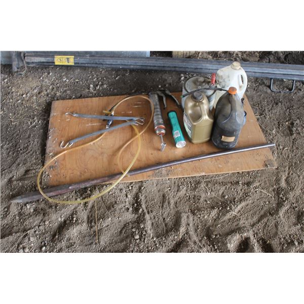 GREASE GUN, OIL, BAR, PRIMER, HOSE