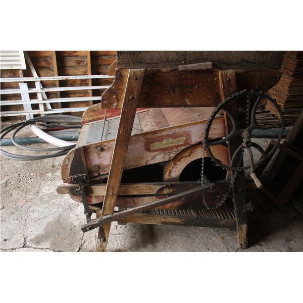 FANNING MILL C.W EXTRA SCREEN