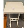 Image 2 : Would lectern 23 * 34 * 55