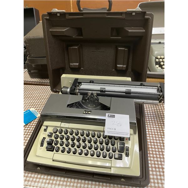Smith corona secretarial 300 typewriter