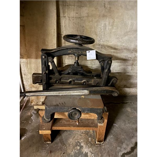 Westman & Baker Victorian Guillotine Paper Cutter 300lbs est 39 x 36 x 47 Located In Basement