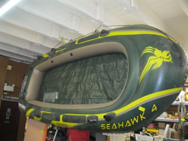 SEAHAWK 4 RAFT WITH PAD+B2:B1715DLES & WOODEN FLOOR BOARD