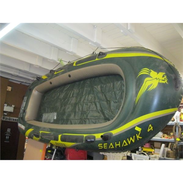 SEAHAWK 4 RAFT WITH PAD+B2:B1715DLES & WOODEN FLOOR BOARD