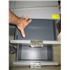 Image 2 : 2 DRAWER SMALL CABINET