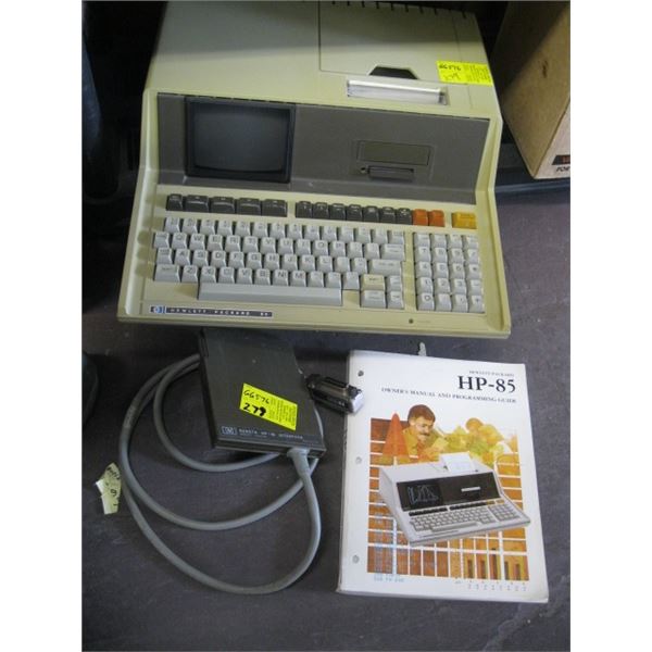 ANTIQUE HEWLITT PACKARD 85 COMPUTER