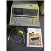 Image 1 : ANTIQUE HEWLITT PACKARD 85 COMPUTER