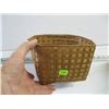 Image 1 : NATIVE CEDAR SQUARE BASKET APPROX. 4.5"X7.5"X5.5"