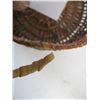 Image 2 : ROUND NATIVE CEDAR BASKET, APPROX. 5.5"X5.5"X3"
